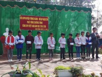Hội LHPN huyện Trùng Khánh phối hợp tổ chức chương trình phát động gây quỹ hỗ trợ Mô hình “Cùng em vượt khó”