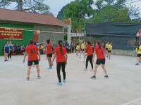 Hội LHPN Thị trấn Trùng Khánh tổ chức giải bóng chuyền hơi năm 2019