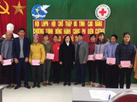 Hội LHPN tỉnh Cao Bằng phối hợp  trao vốn sinh kế tại xã Cải Viên huyện  Hà Quảng