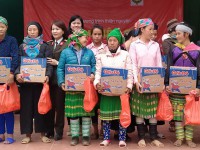 Những tấm lòng hảo tâm đem hơi ấm đến với phụ nữ và trẻ em huyện Bảo Lâm nhân dịp tết Nguyên đán Tân Sửu 2021