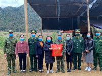 Hội LHPN huyện Thạch An làm tốt công tác hậu phương quân đội, chăm lo cho phụ nữ, trẻ em nghèo dịp Tết Nguyên Đán Tân Sửu 2021