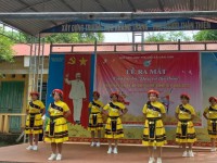 Hội LHPN xã Dân Chủ, huyện Hòa An đã ra mắt Câu lạc bộ dân vũ