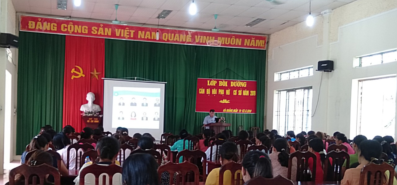 Hội LHPN huyện Hà Quảng bồi dưỡng lý luận chính trị,  nghiệp vụ công tác Hội năm 2019
