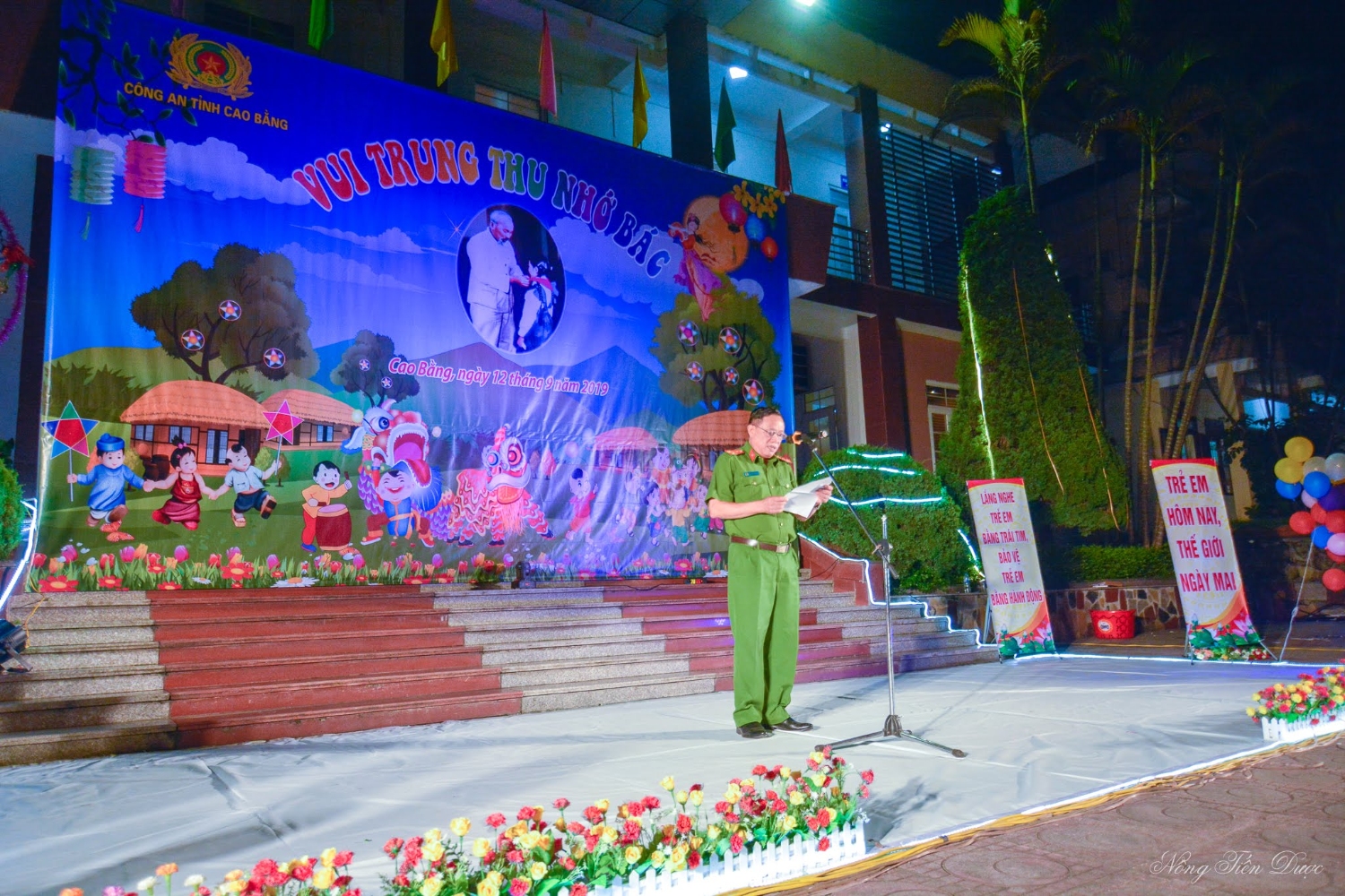 Đại Tá Mai Xuân Tư - Phó Giám đốc công an tỉnh phát biểu khai mạc tại buổi lễ