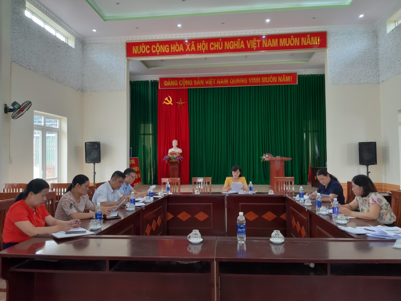 Hội Liên hiệp Phụ nữ huyện Hòa An giám sát việc thực hiện Nghị định 56/2012/NĐ-CP
