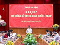 Bí thư Tỉnh ủy, Chủ tịch HĐND tỉnh Phan Thăng An kết luận cuộc họp.