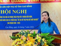 Bà Đoàn Thị Lê An, Tỉnh ủy viên, Phó Chủ tịch Ủy ban MTTQ tỉnh, Chủ tịch Hội LHPN tỉnh Cao Bằng phát biểu khai mạc hội nghị.