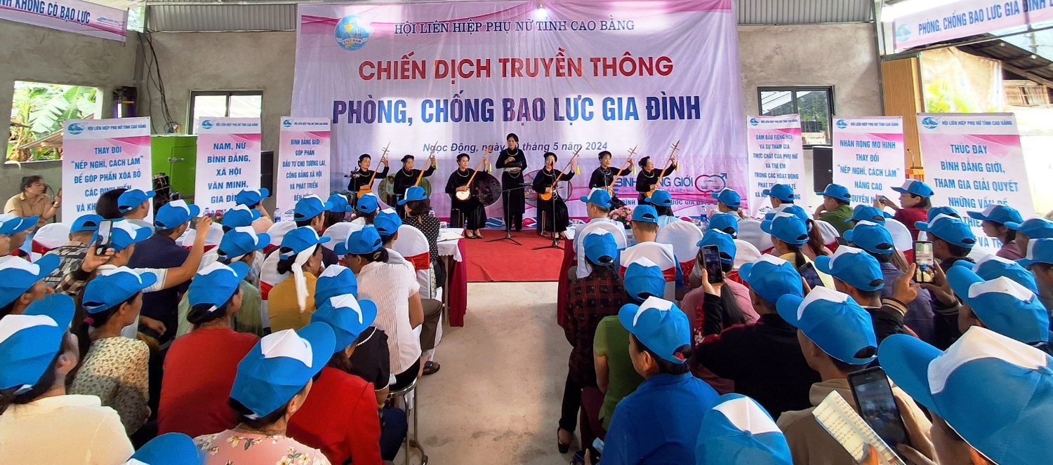 Hội LHPN tỉnh tổ chức Chiến dịch truyền thông điểm “Phòng, chống bạo lực gia đình” tại xã Ngọc Động huyện Hà Quảng