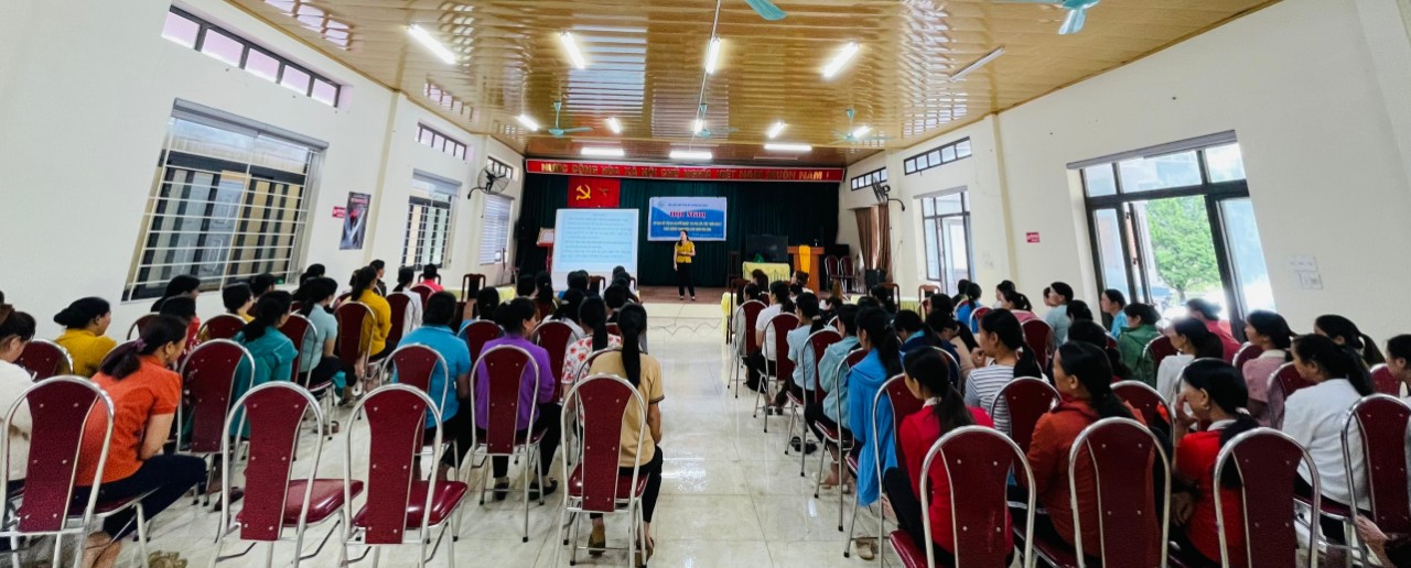 Hội LHPN huyện Hạ Lang Tổ chức lớp tập huấn hỗ trợ phụ nữ khởi nghiệp