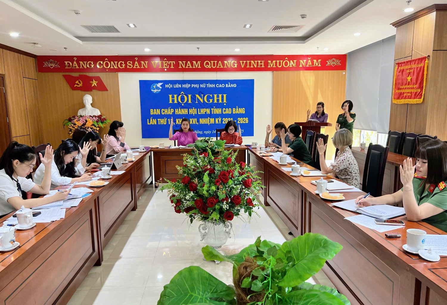 Hội nghị biểu quyết bầu bổ sung Ủy viên Ban Chấp hành, Ban Thường vụ Hội LHPN tỉnh khóa XVI, nhiệm kỳ 2021 - 2026.