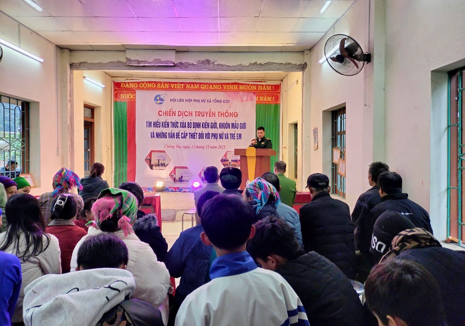 54c031f0dcf553ab0ae4 1