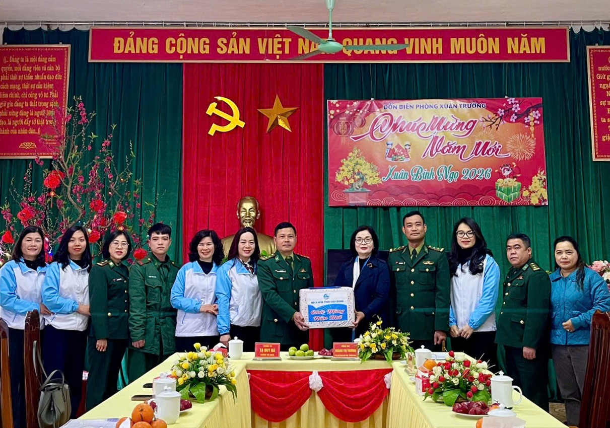hoi lhpn tinh cao bang tham hoi tang qua don bien phong xuan truong
