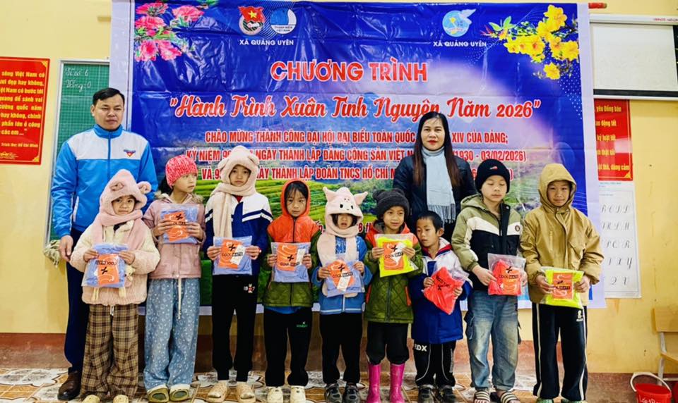 Hội LHPN xã Quảng Uyên phối hợp tổ chức chương trình “Hành trình Xuân tình nguyện” năm 2026 tại xóm Ngọc Quyến