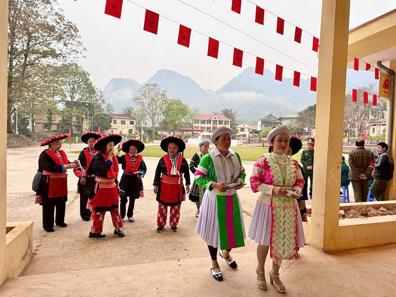 33c655d72745a91bf054