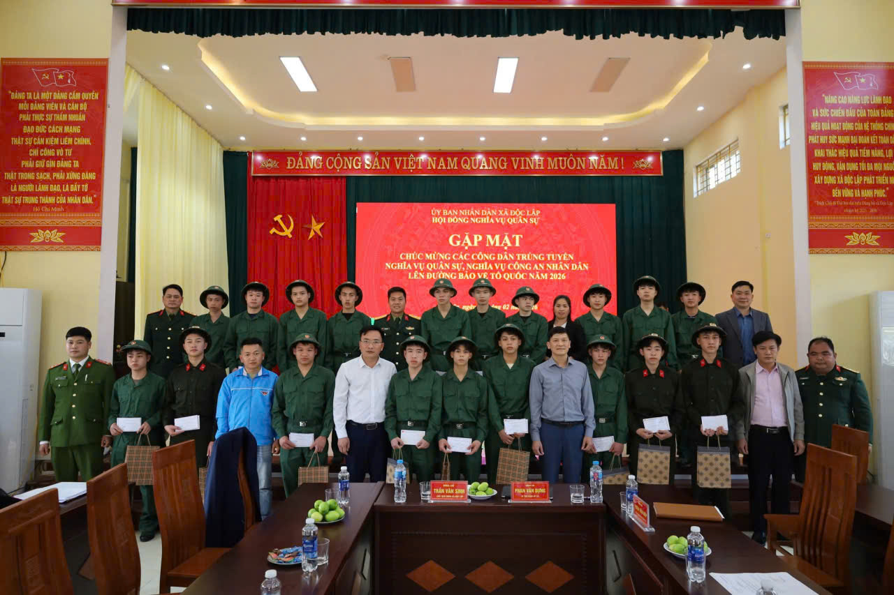 gen h hoi lhpn xa doc lap phoi hop voi cac doan the tang qua cho thanh nien len duong nhap ngu nam 2026