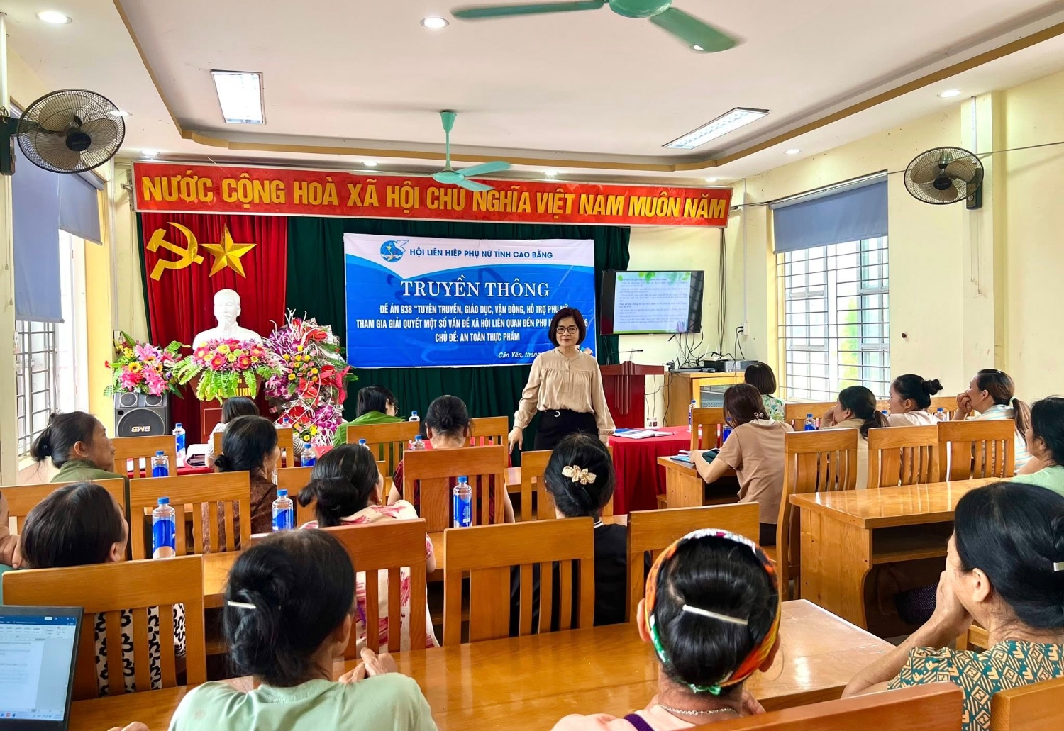 Truyền thông An toàn thực phẩm tại xã Cần Yên.