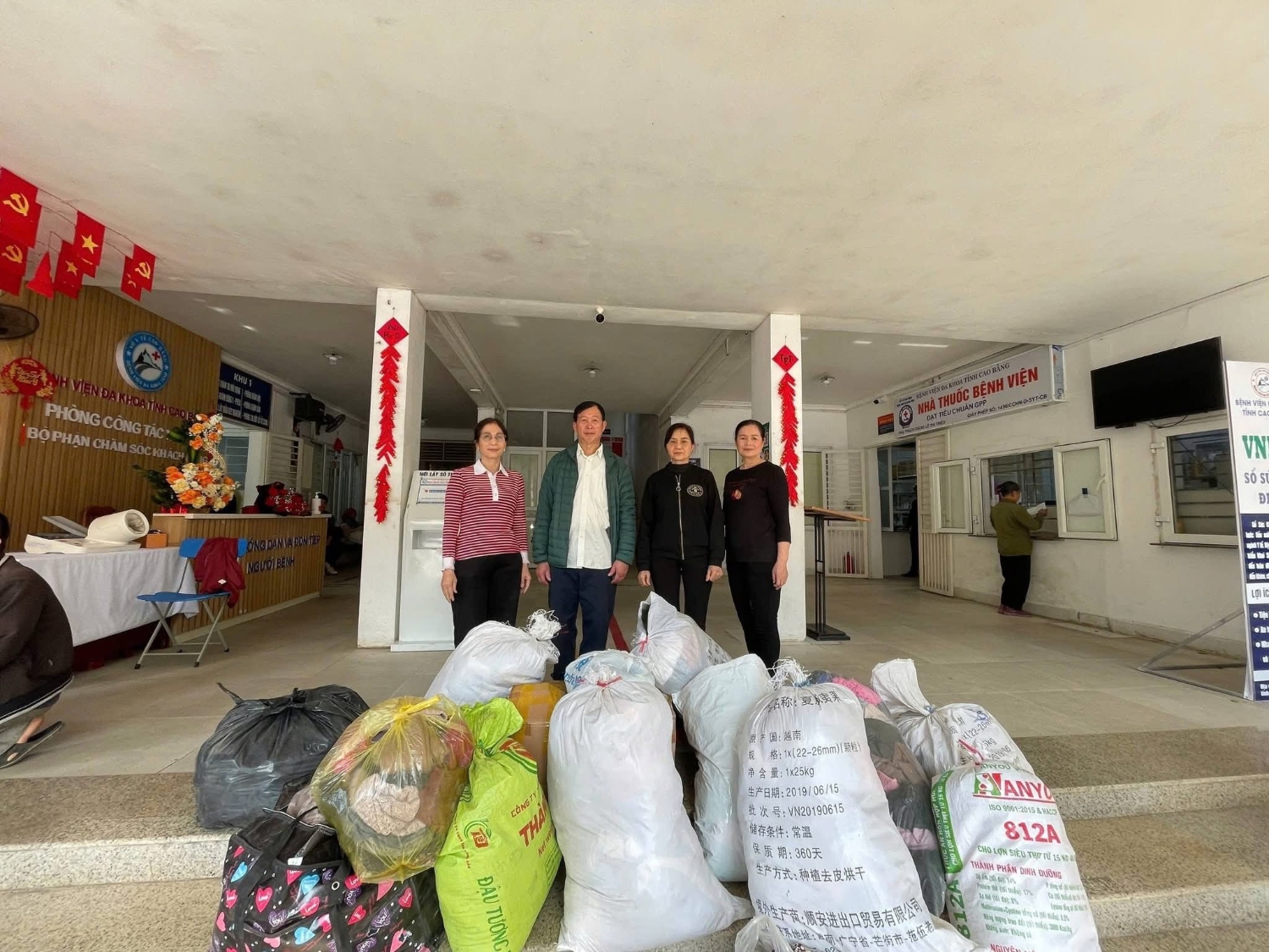 hoi lhpn phuong thuc phan thi dua chao mung dai hoi dai bieu phu nu toan quoc lan thu xiv 6