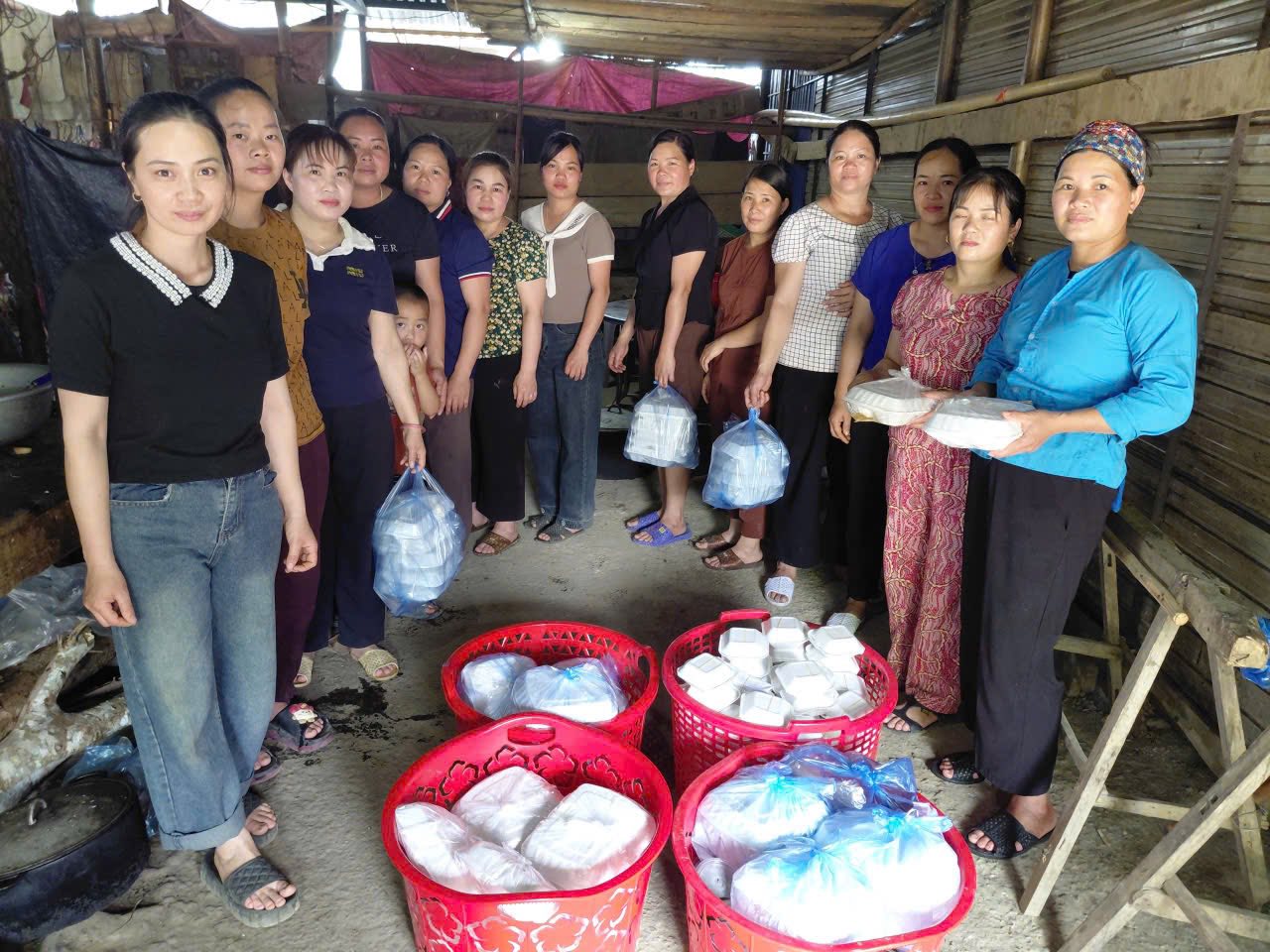 phu nu hung dao huong ung phong trao thi dua 2