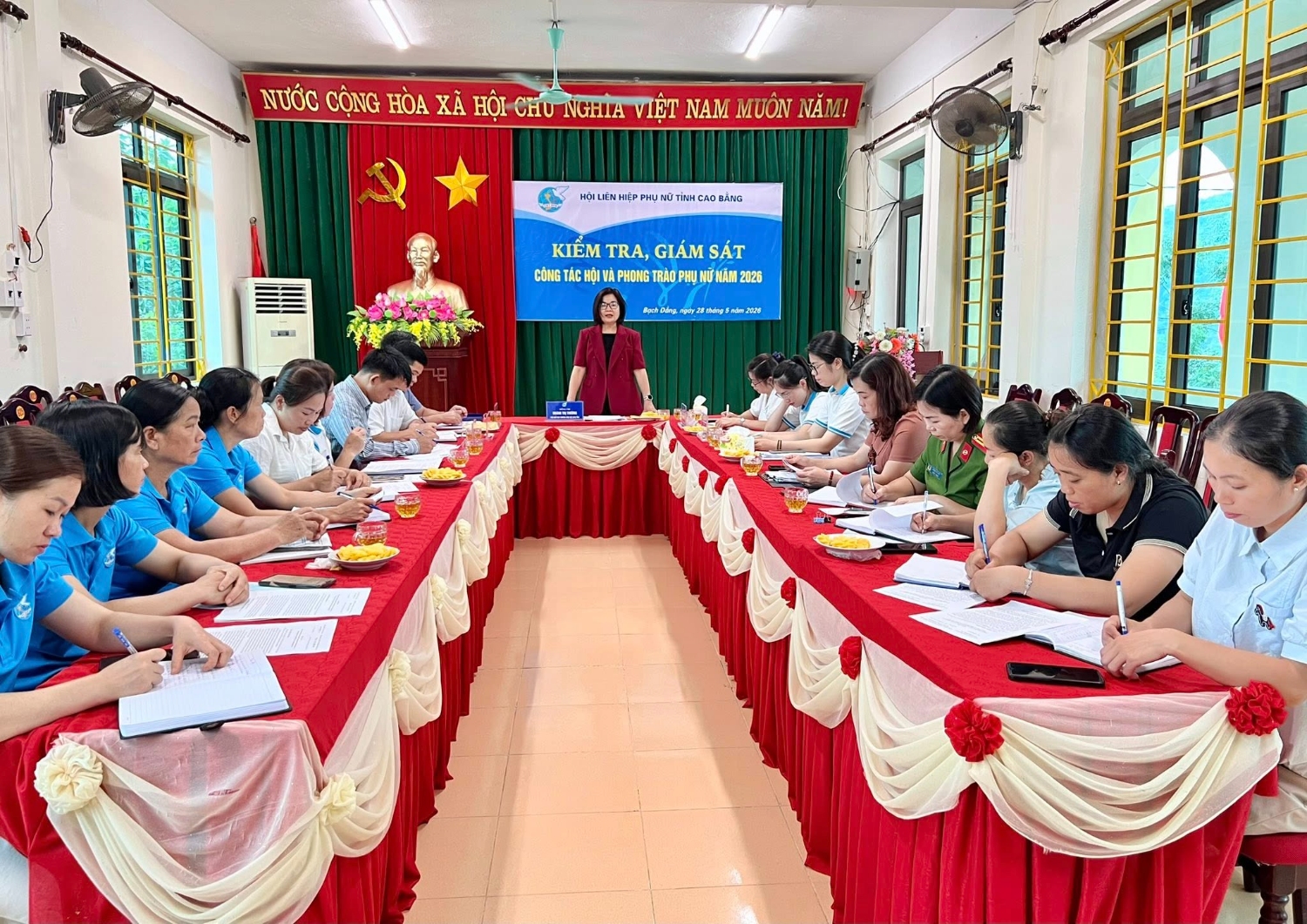 Hội LHPN tỉnh kiểm tra, giám sát công tác Hội và phong trào phụ nữ năm 2026 tại xã Bạch Đằng.