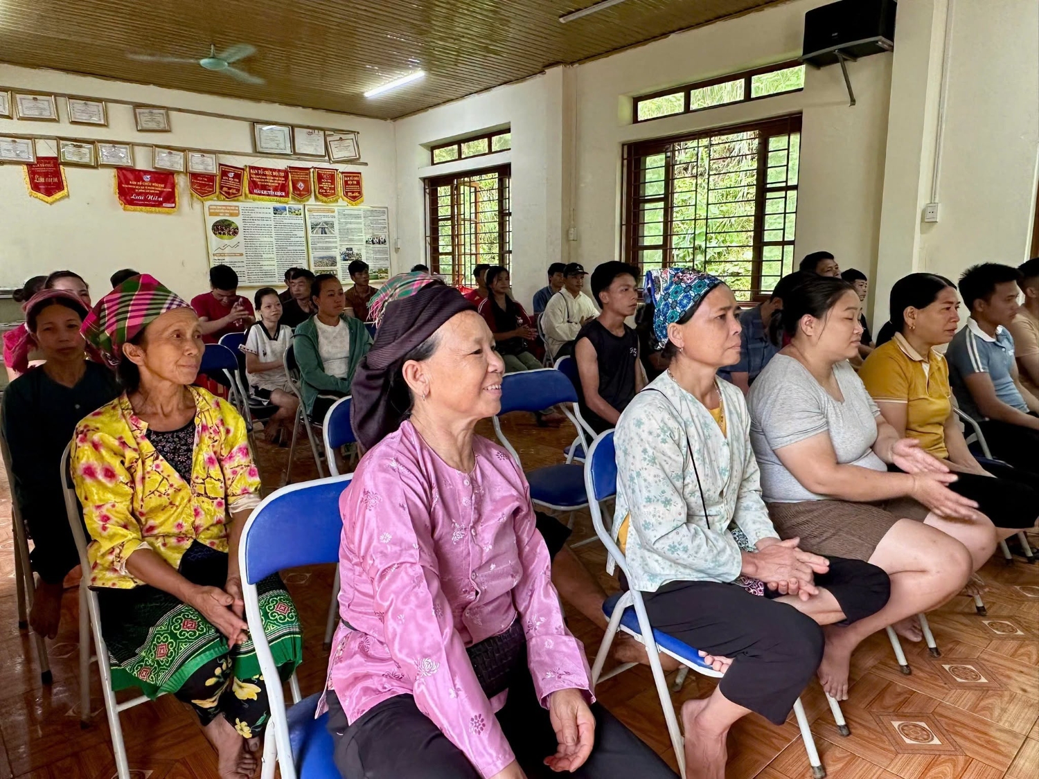 Hội viên phụ nữ tỉnh Cao Bằng đồng thuận cao với chủ trương sắp xếp, sáp nhập thôn, tổ dân phố.