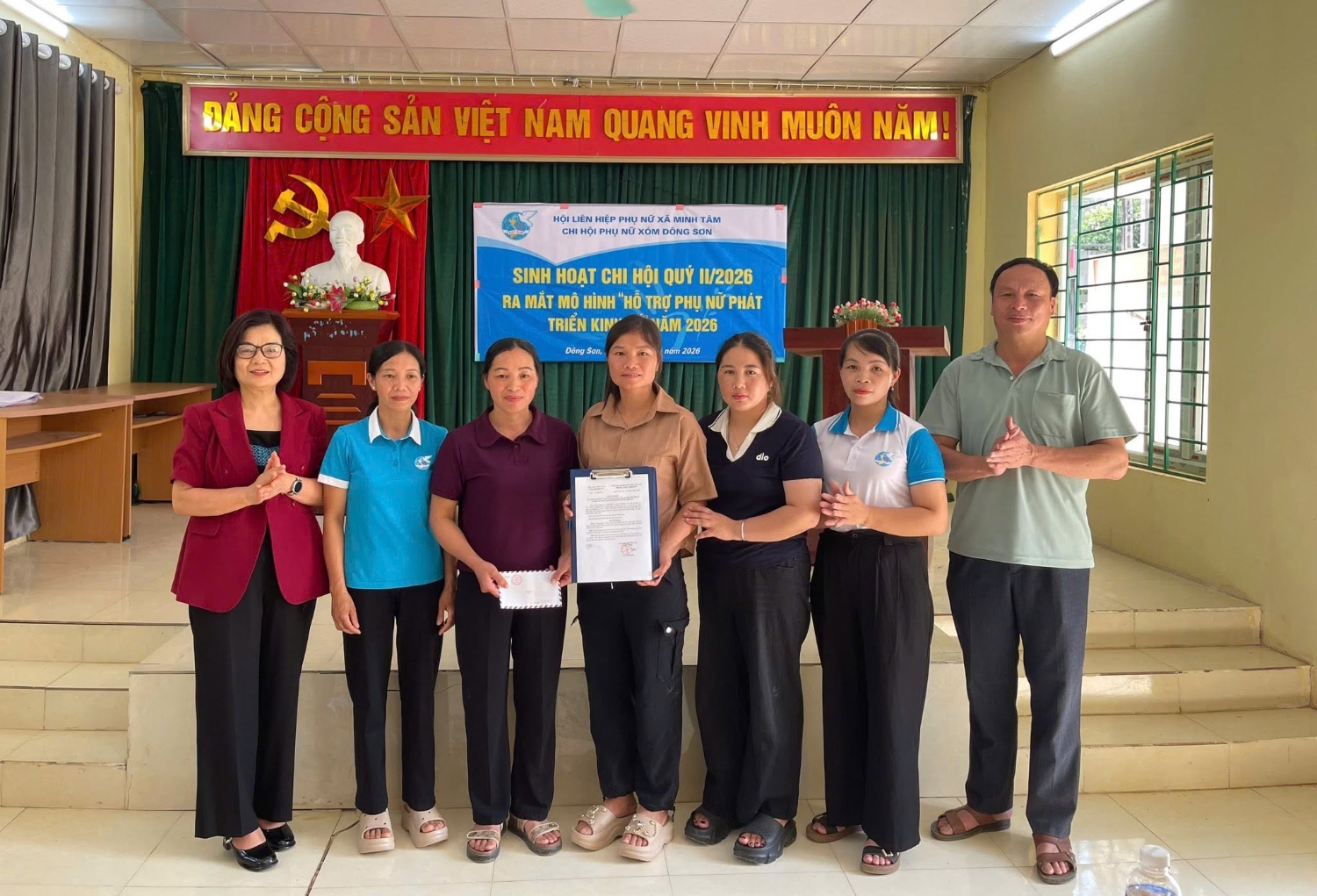 sinh hoajtr chi hoi xom dong son xa minh tam