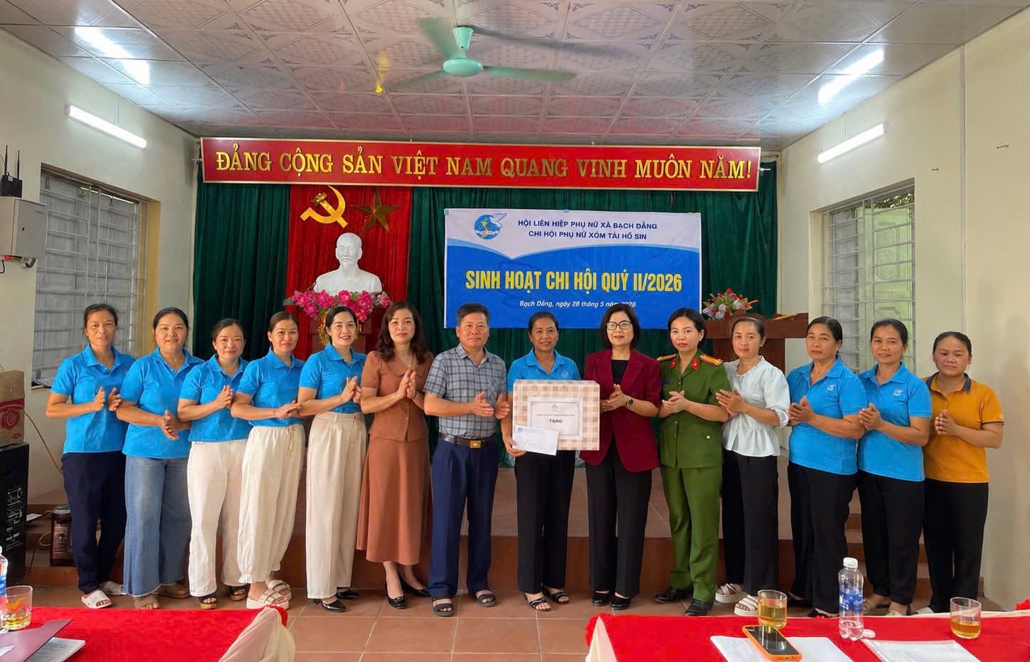 sinh hoat chi hoi xom tai ho sin