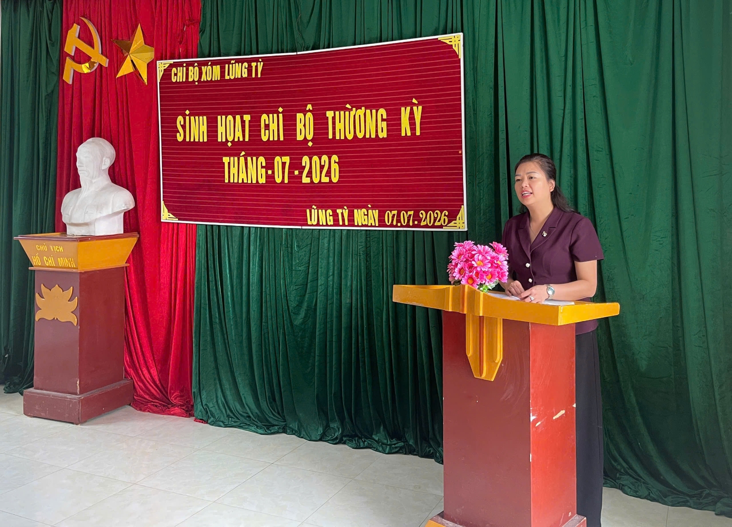 gen h dong chi doan thi le an pho chu tich uy ban mat tran to quoc viet nam tinh du va chi dao hoi nghi ban chap hanh dang bo xa tinh tuc 2