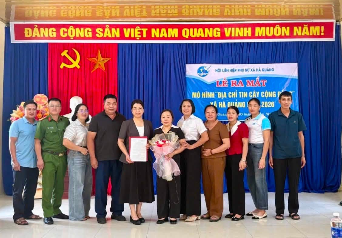 Hội LHPN xã Hà Quảng ra mắt mô hình “Địa chỉ tin cậy cộng đồng”.